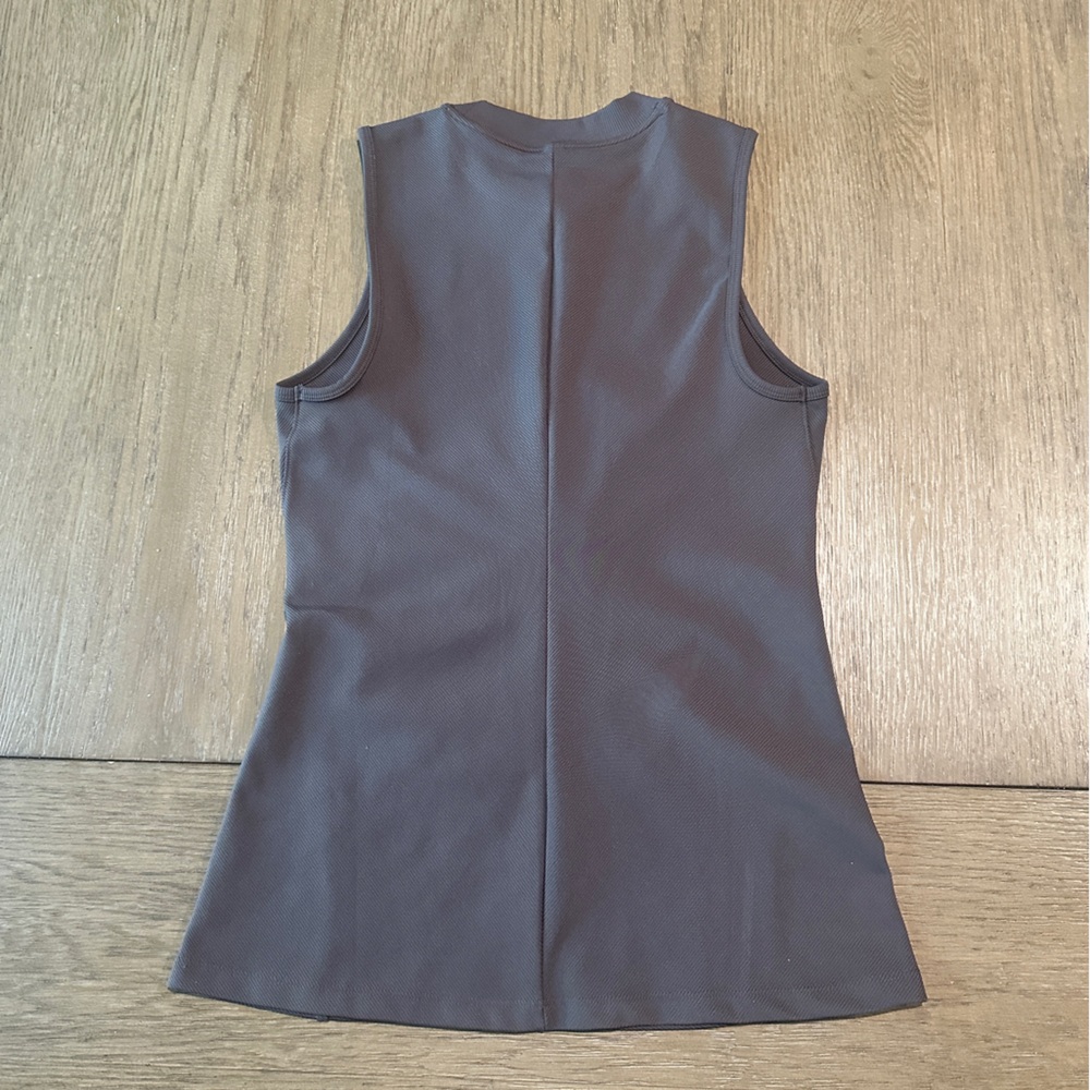 Athleta Charcoal Gray Ribbed Ruched Sleeveless Top - Picture 5 of 6